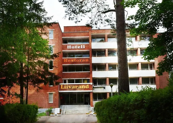 Liivarand Hotell 3*